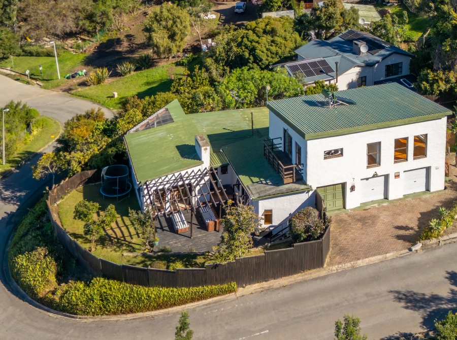 5 Bedroom Property for Sale in Heuwelkruin Western Cape